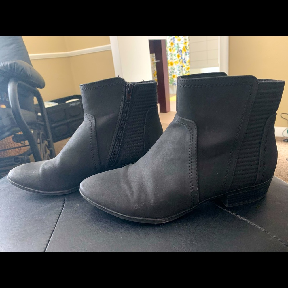 black booties